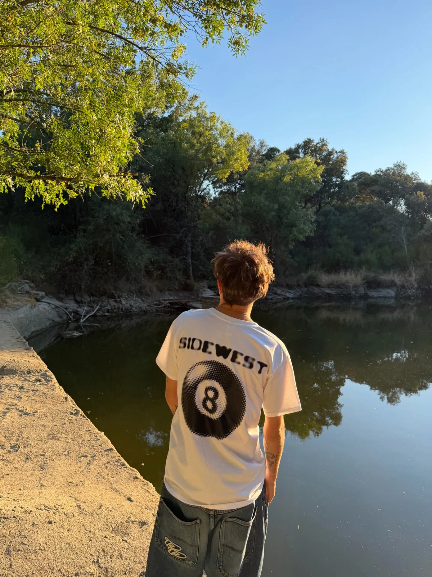 SW09 Camiseta Bola 8