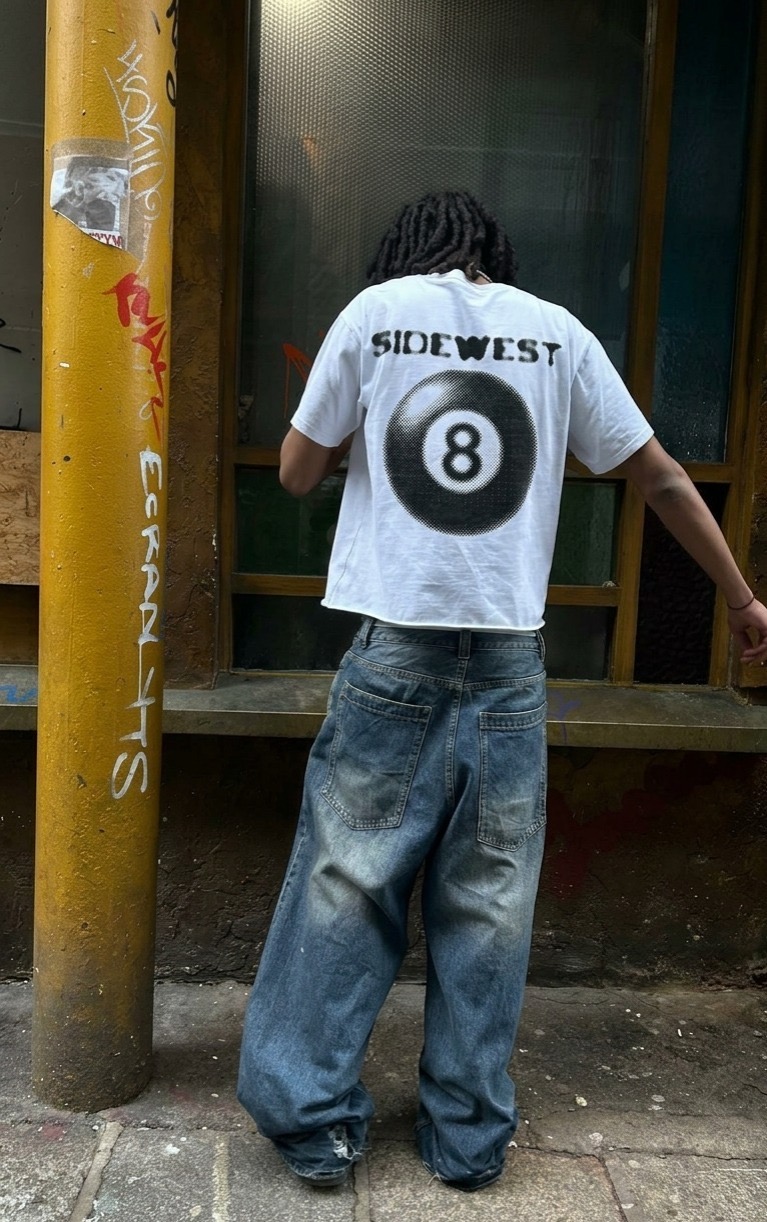 SW09 Camiseta Bola 8