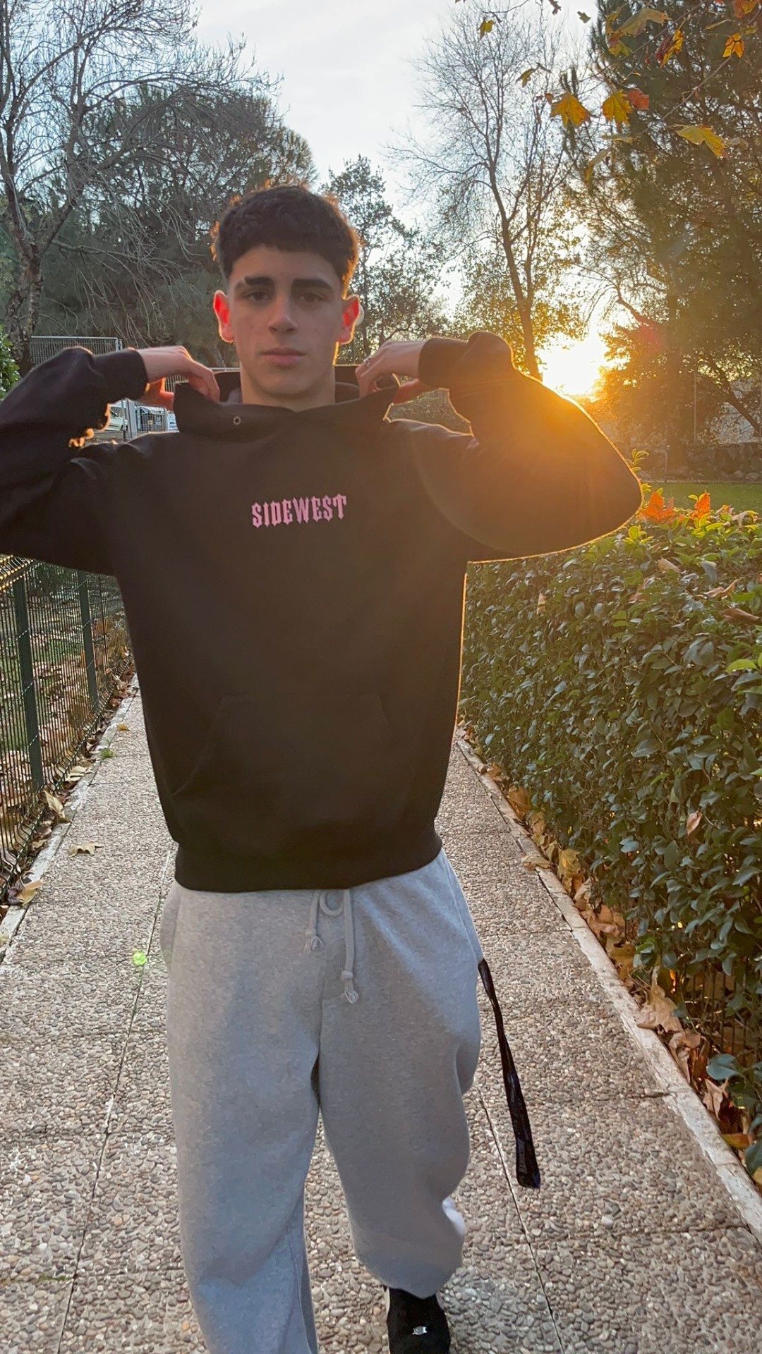 SW01 Sudadera Bola 8 Rosa